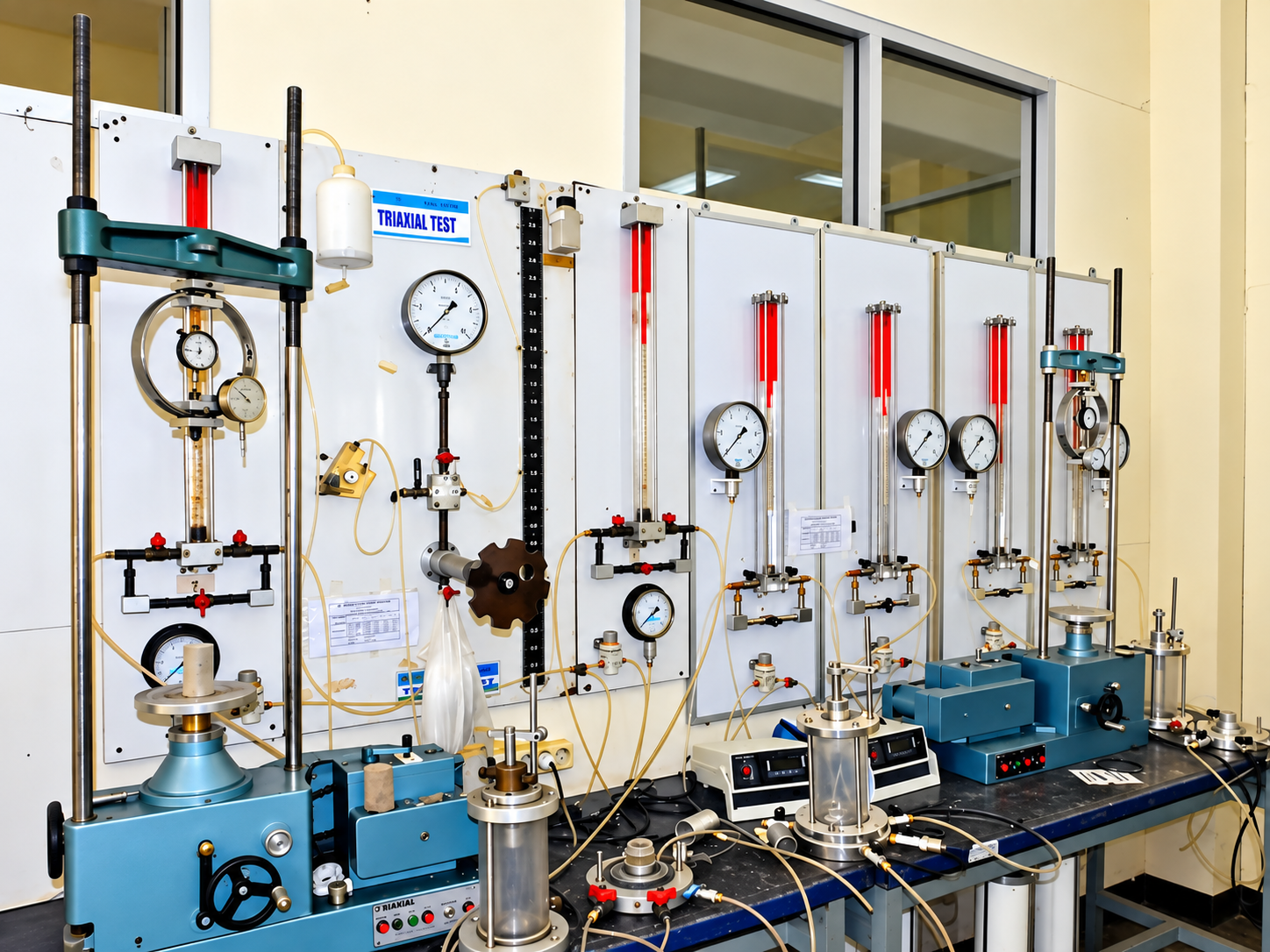 Laboratorium Mekanika Tanah - Foto 2