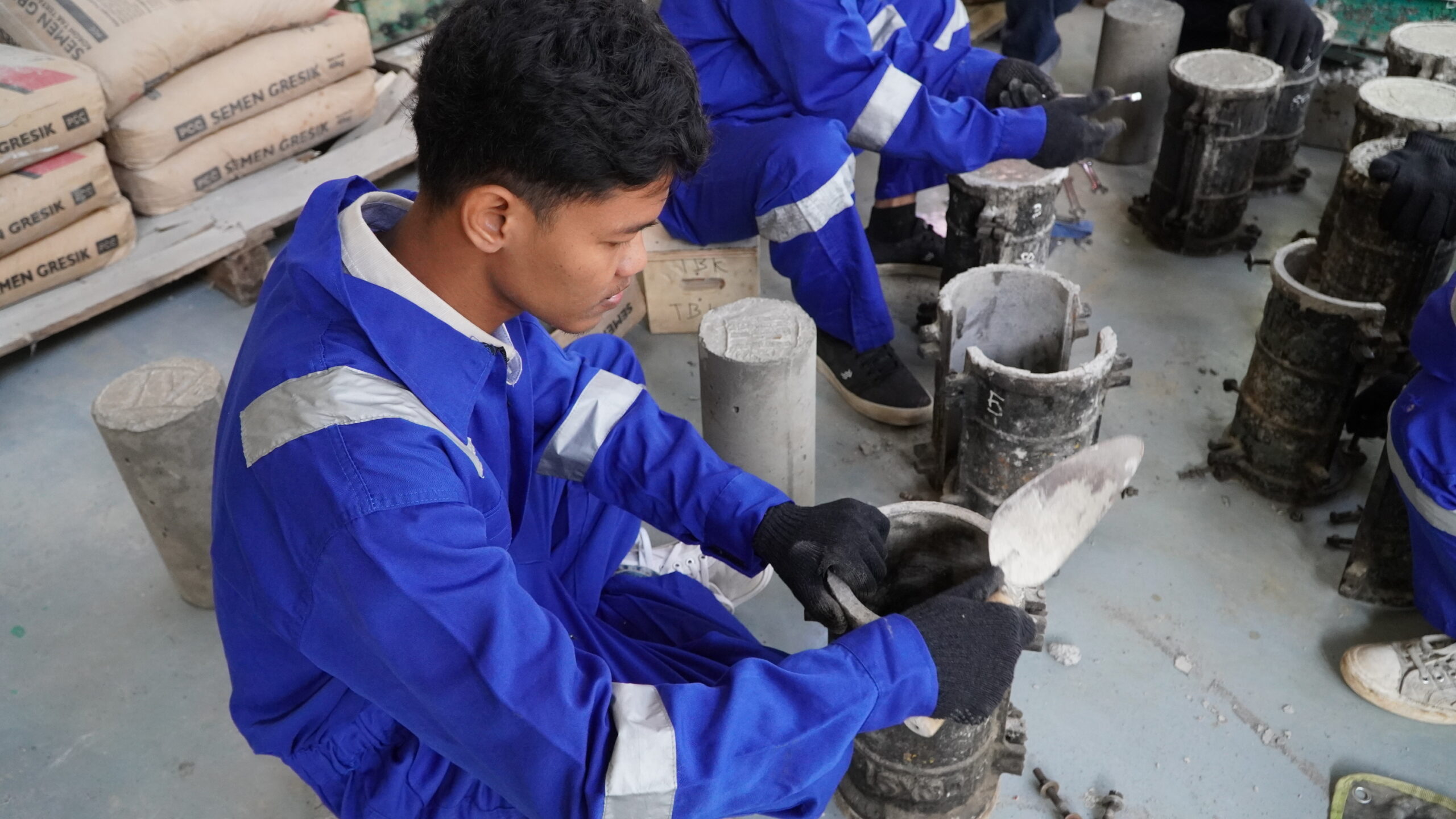Laboratorium Teknologi Bahan Konstruksi - Foto 3